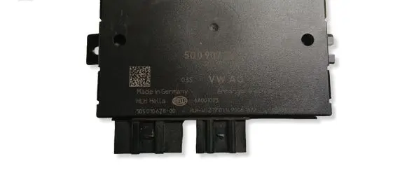 Audi A3 S3 8V Tow bar trailer control unit/module 5Q0907383
