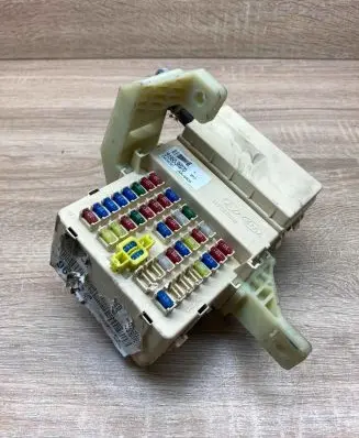 Hyundai Sonata Fuse module 919503K070 AK6404