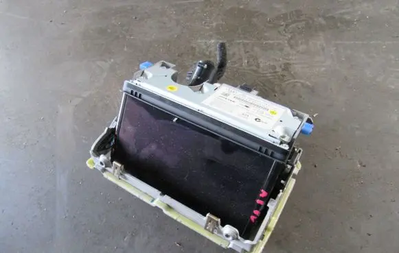 Audi A3 S3 8V Screen/display/small screen 8V0857273H CFAD012C 8V0857974D