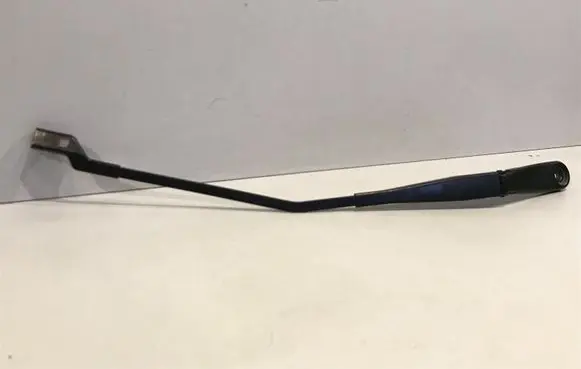 Volvo XC60 Front wiper blade arm 30753525