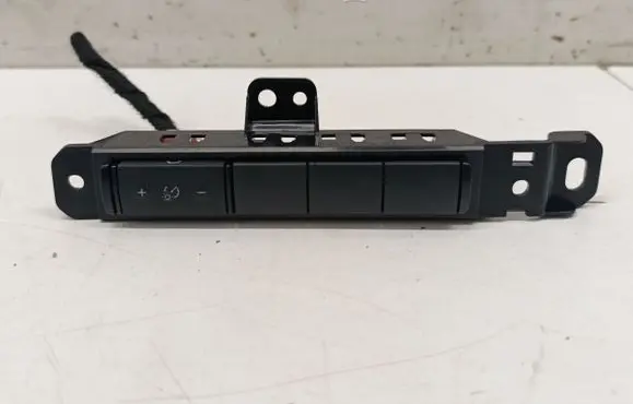 Nissan Qashqai J12 Other switches/knobs/shifts 681066UA0A