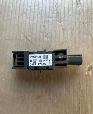 Jeep Grand Cherokee (WK) Airbag deployment crash/impact sensor 04671779AC 0281201622 200505