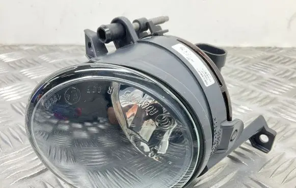 Volkswagen Eos Front fog light 90040630