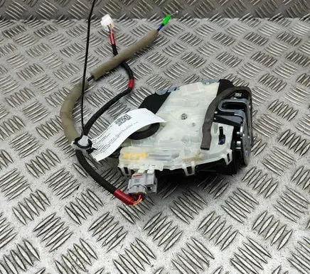 Lexus RX V Rear door lock 6905078040