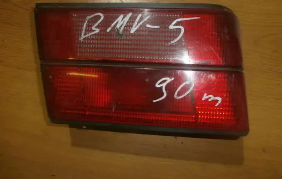 BMW 5 E34 Tailgate rear/tail lights 1384011l 8769r23
