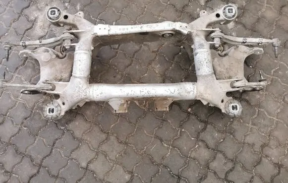 BMW 5 E60 E61 Rear subframe 6770827