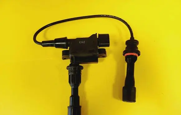 Mazda 323 F High voltage ignition coil DSC1500