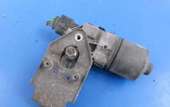 Seat Ibiza III (6L) Front wiper linkage and motor 602955119A