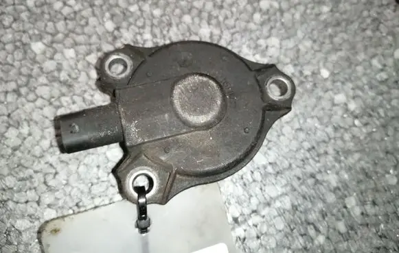 Mercedes-Benz ML W164 Crankshaft speed sensor A2720510077