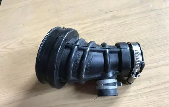 Opel Astra J Air intake hose/pipe 13259219