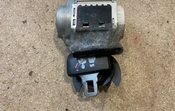Audi Q7 4M Third row seat belt 4M0857811B