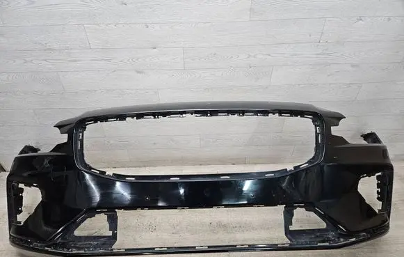 Volvo V60 Front bumper 31690530