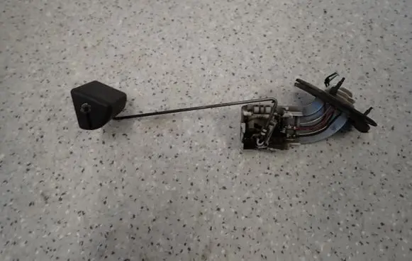 Fuel level sensor