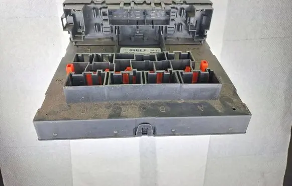 Volkswagen PASSAT B6 Comfort/convenience module 3C0937049AH F005V00660