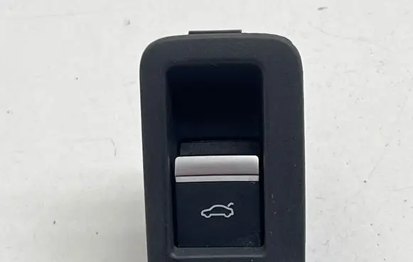 Audi A4 S4 B9 8W Tailgate opening switch 4M0959831A 16535PR 22343A