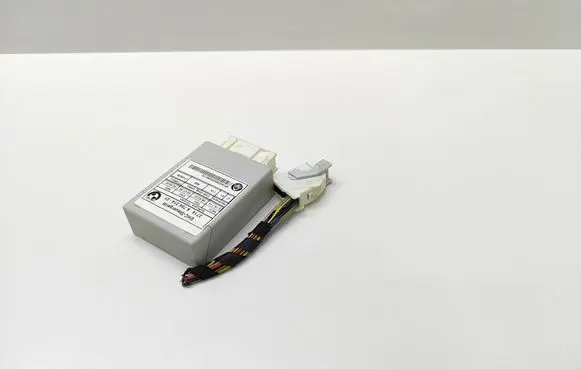 BMW 5 E60 E61 Air suspension control unit module (rear) 6784314 678431401 37146784314