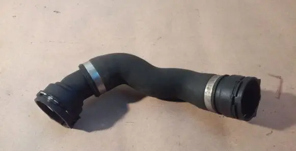 BMW 7 F01 F02 F03 F04 Intercooler hose/pipe 8509273