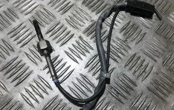 Mercedes-Benz ML W166 Exhaust gas temperature sensor a0009053905 1t0002