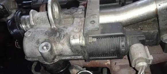 Renault Scenic II - Grand scenic II EGR valve 8200469586