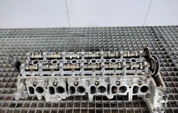 BMW 7 F01 F02 F03 F04 Engine head 7812929