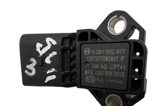 Volkswagen Golf VII Air pressure sensor 03G906051E 0281002977 120727T09293F
