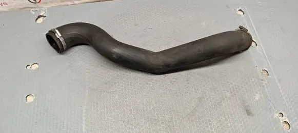 Ford Kuga I Intercooler hose/pipe