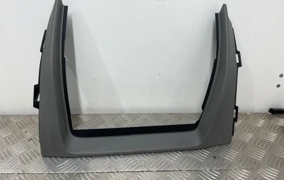 Audi Q7 4M Other interior part 4M8857916
