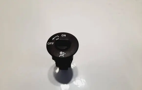 Renault Scenic III - Grand scenic III Passenger airbag on/off switch 