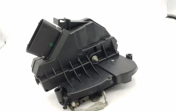 Ford Fiesta Front door lock AE8A5421813BH
