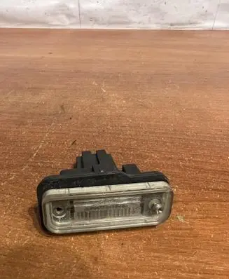 Mercedes-Benz E W211 Number plate light A2038200256 D4461