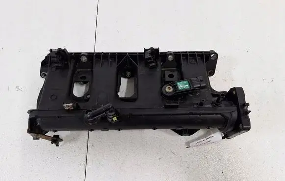 Nissan Qashqai Intake manifold 140036266R