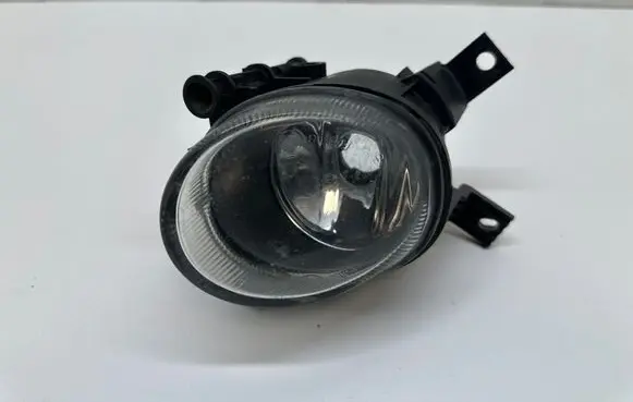 Audi A4 S4 B7 8E 8H Front fog light 8E0941700C
