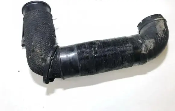 KIA Sorento Air intake hose/pipe 282003e000 28200-3e000