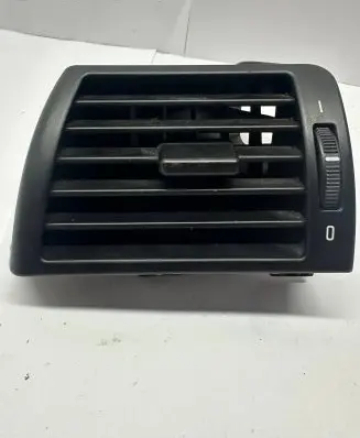 BMW 3 E46 Dash center air vent grill 8361897