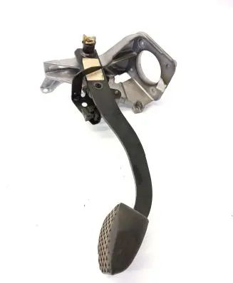 BMW X3 E83 Brake pedal 2229128 35112229128