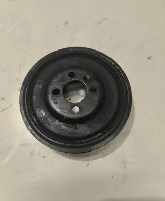 Volkswagen Caddy Crankshaft pulley 03G105243