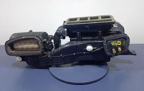 Jeep Grand Cherokee Interior heater climate box assembly 7152060