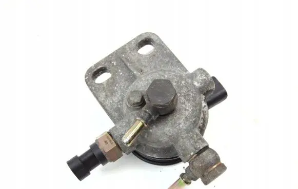 Volvo XC90 Fuel filter housing 