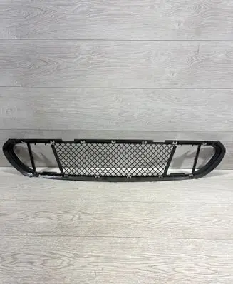BMW 5 E60 E61 Front bumper lower grill 7896586 5111796586