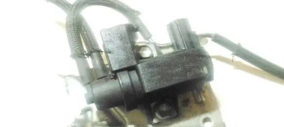 Lexus IS 220D-250-350 Turbo solenoid valve 258190r011 25819-0r011