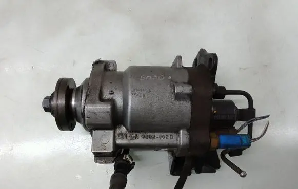 Ford Focus Fuel injection high pressure pump 9303102D 1S4Q9B395BG