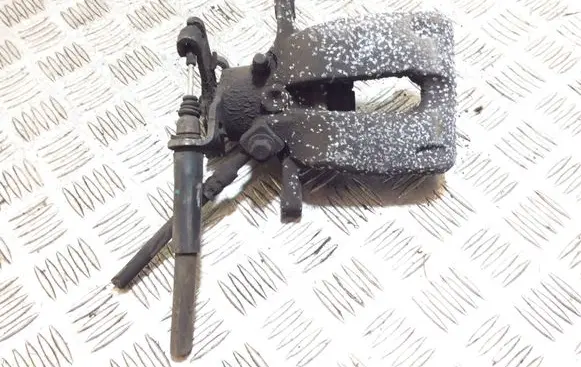 Opel Insignia A Rear brake caliper