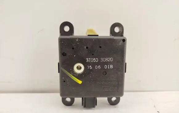 Nissan Almera Tino Air flap motor/actuator 3T05030820 050601B