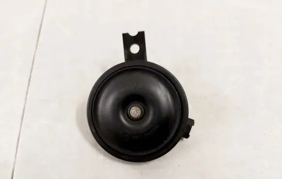 Hyundai i40 Horn signal 96610-3Z500