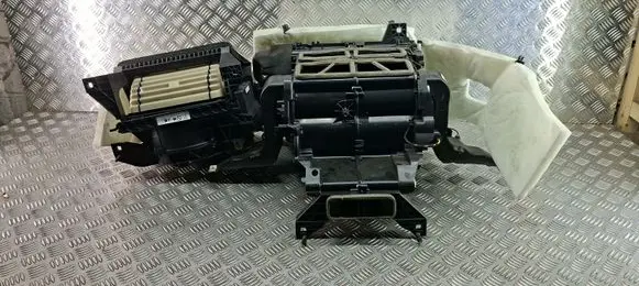Jaguar XE Interior heater climate box assembly 