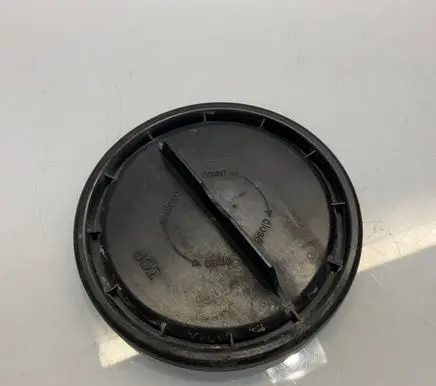 Mercedes-Benz E W211 Headlight/headlamp dust cover 15822200