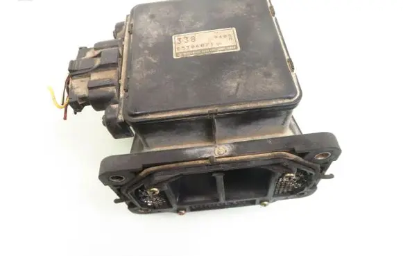 Mitsubishi L200 Mass air flow meter E5T06071