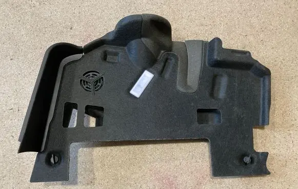 Dashboard lower bottom trim panel