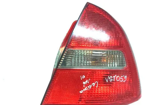 Mitsubishi Carisma Rear/tail lights