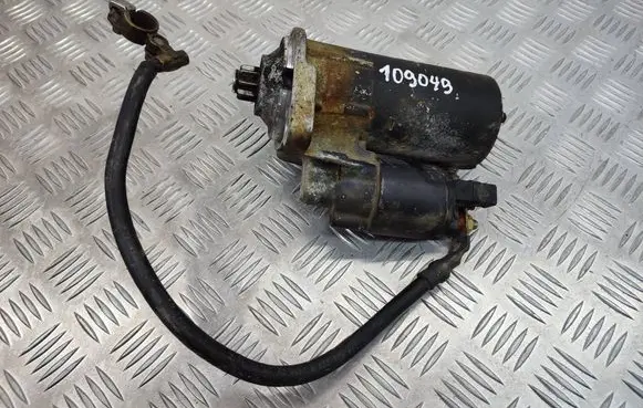 Volkswagen Golf IV Starter motor 020911023F 0001121006